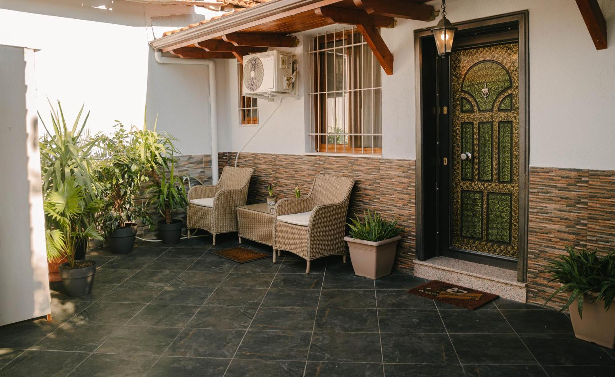 Peaceful Villa In New Bazaar Tirana Bagian luar foto