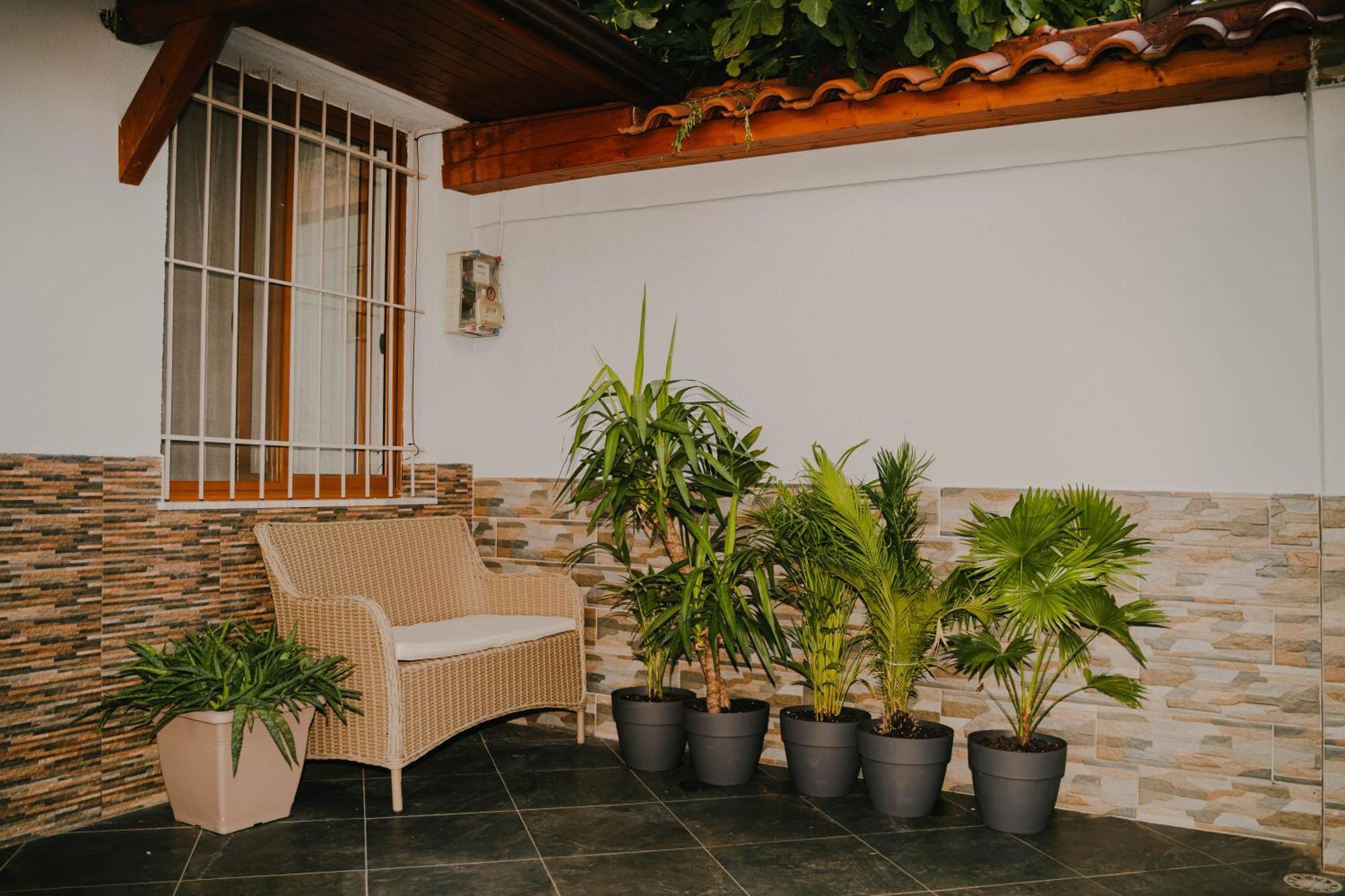 Peaceful Villa In New Bazaar Tirana Bagian luar foto